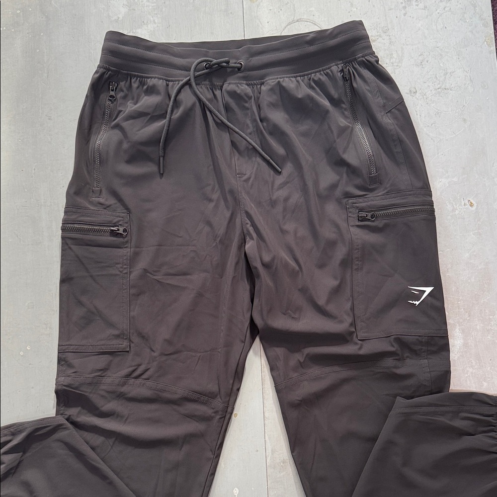 NWOT Gymshark Men’s M Black Rest Day Cargo Pants
